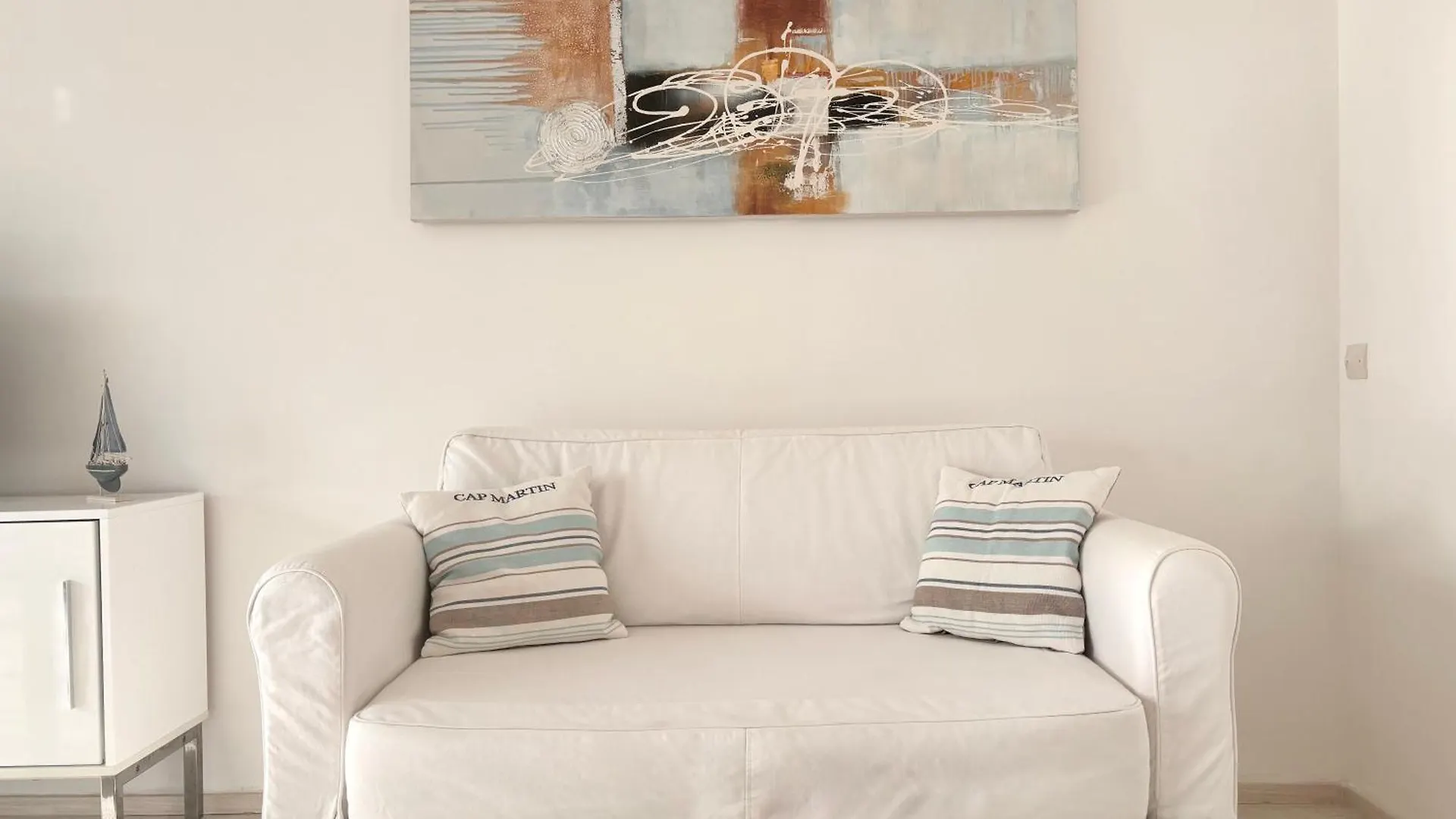 French Riviera Apartment With Swimming Pool And Free Parking Near Monaco Roccabruna